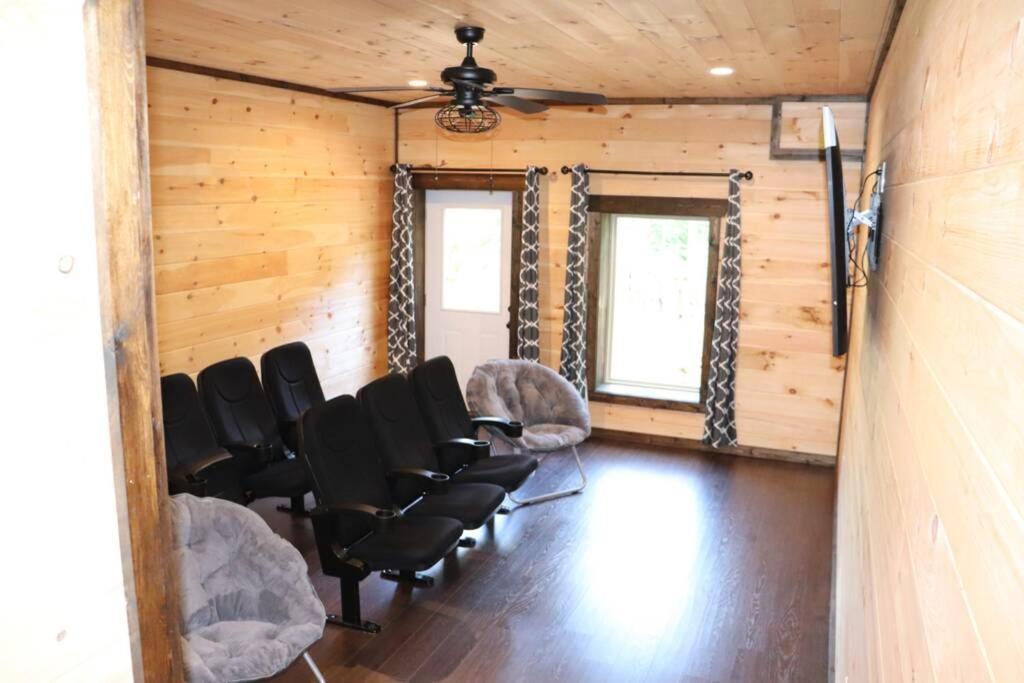Chalet Village- Amazing Mountain Views - Piney Butt Place Gatlinburg Exterior foto